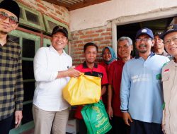 Plt. Bupati Sidoarjo Bersama Baznas Sidoarjo Percepat Renovasi Rumah Tidak Layak Huni di Balongbendo dan Taman